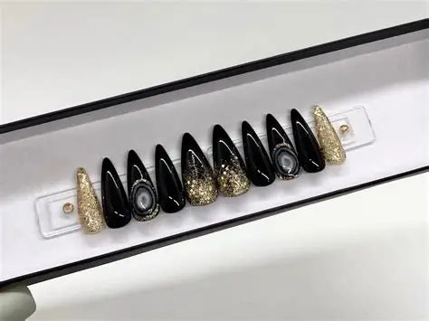 Champagne Gold Accent Press‑On Nails | Siva Nail