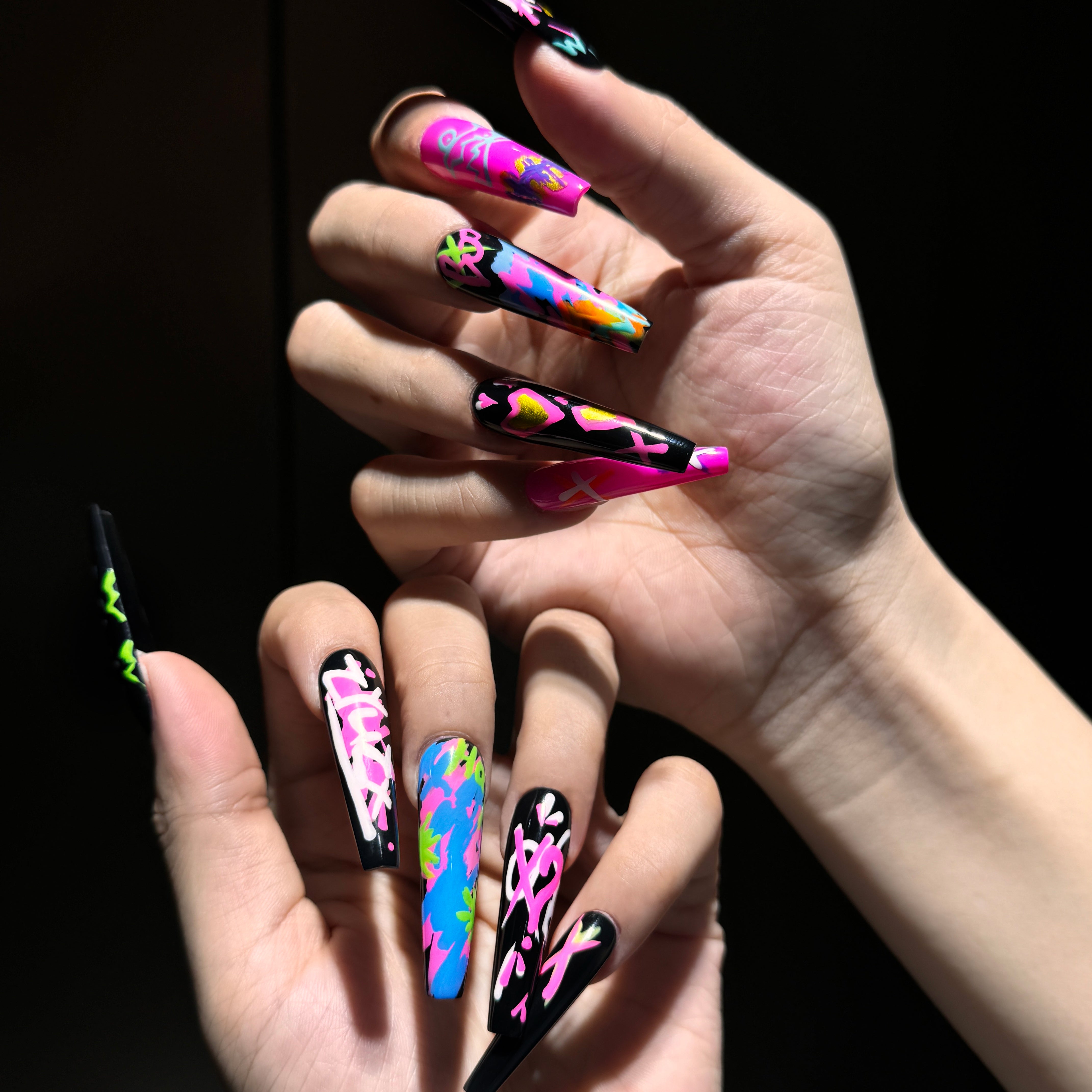 Siva Nail, Neon Groove, Graffiti Style, Handmade Press on Nails