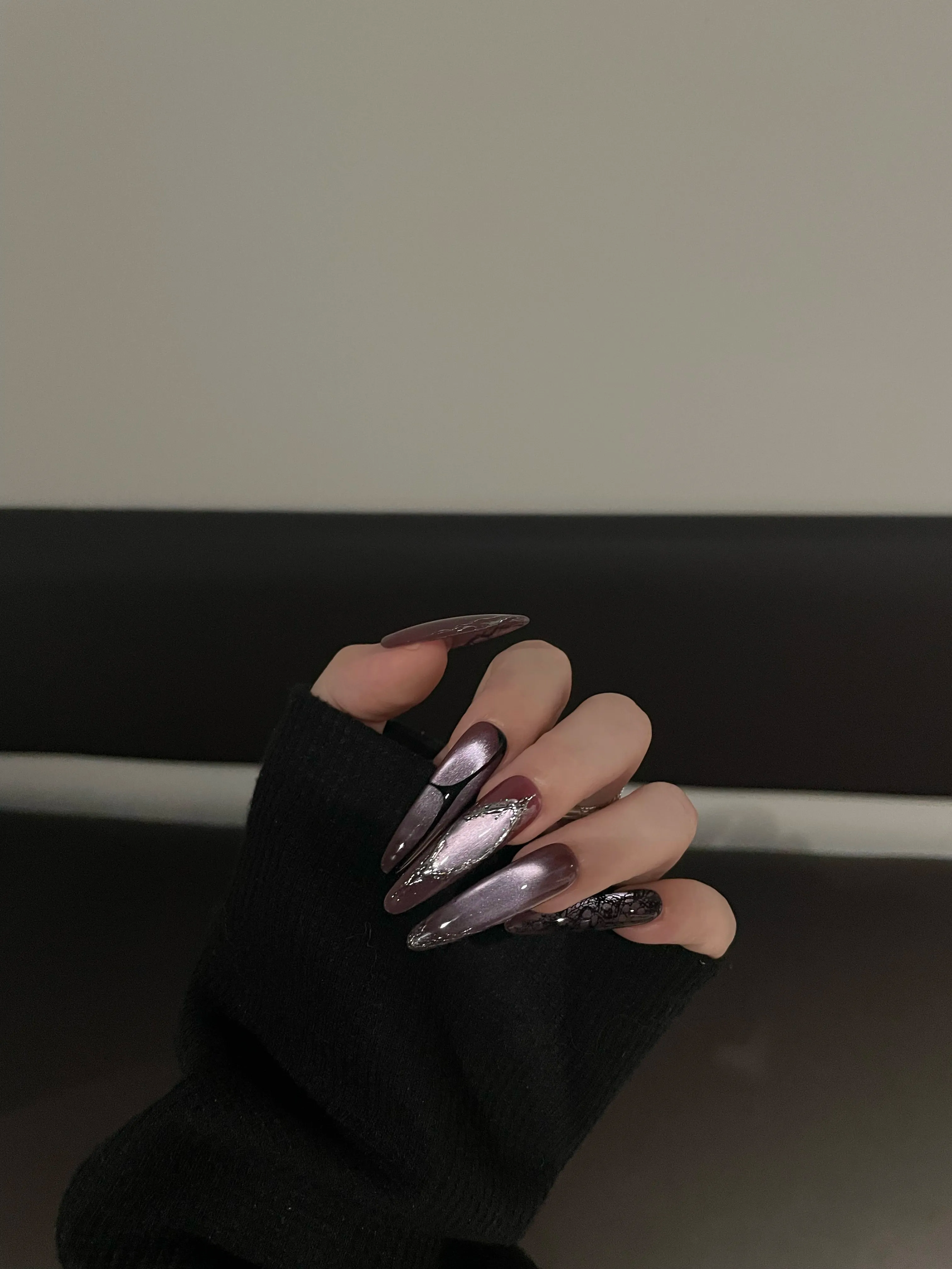 Siva Nail, Purple - Black Glitz - Mixed Handmade Press on Nails