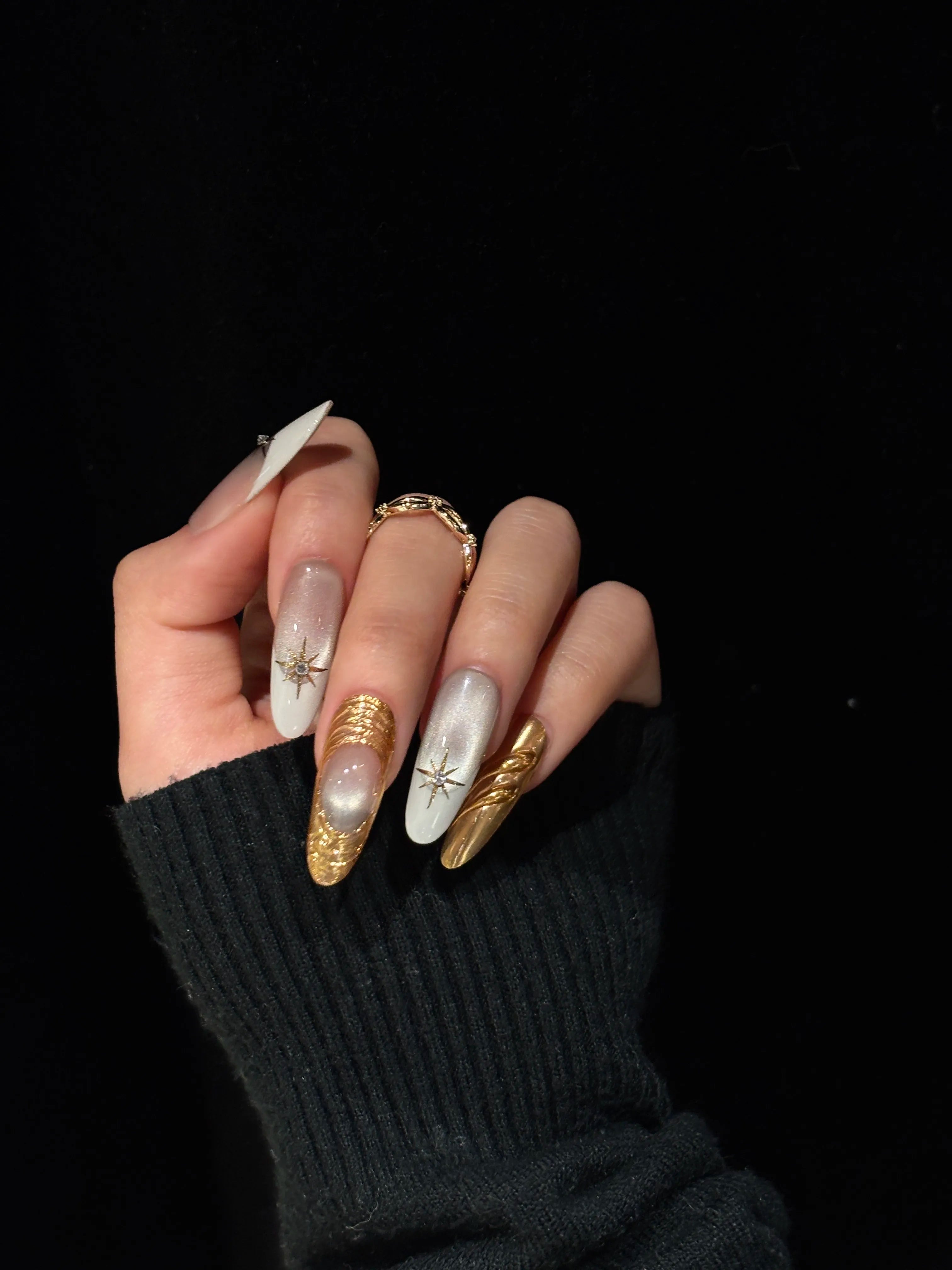 Siva Nail, Celestial Gleam, Gold & Pearl White Handmade Press on Nails