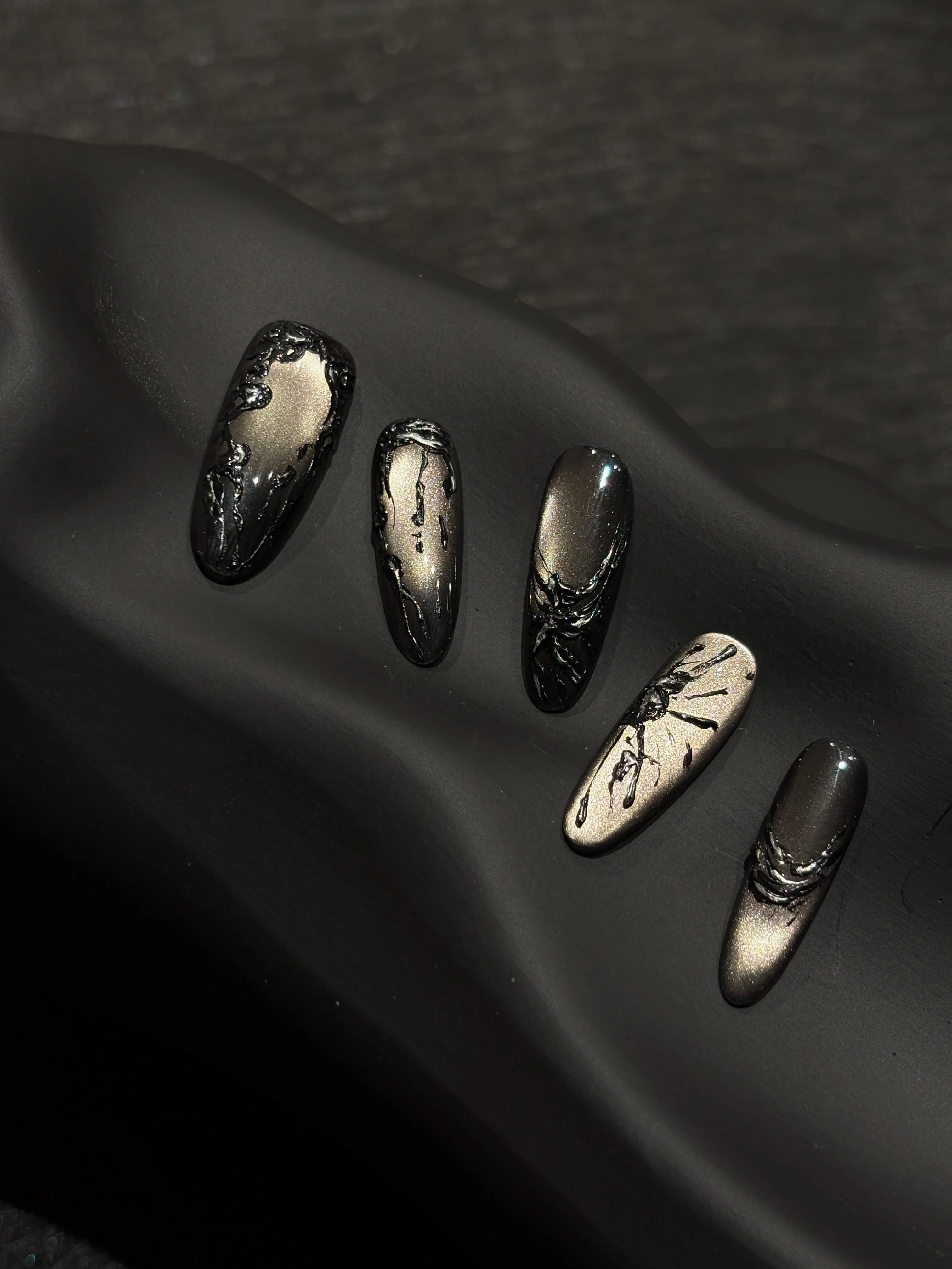 Siva Nail, Midnight Splatter, Golden Abstract Handmade Press on Nails