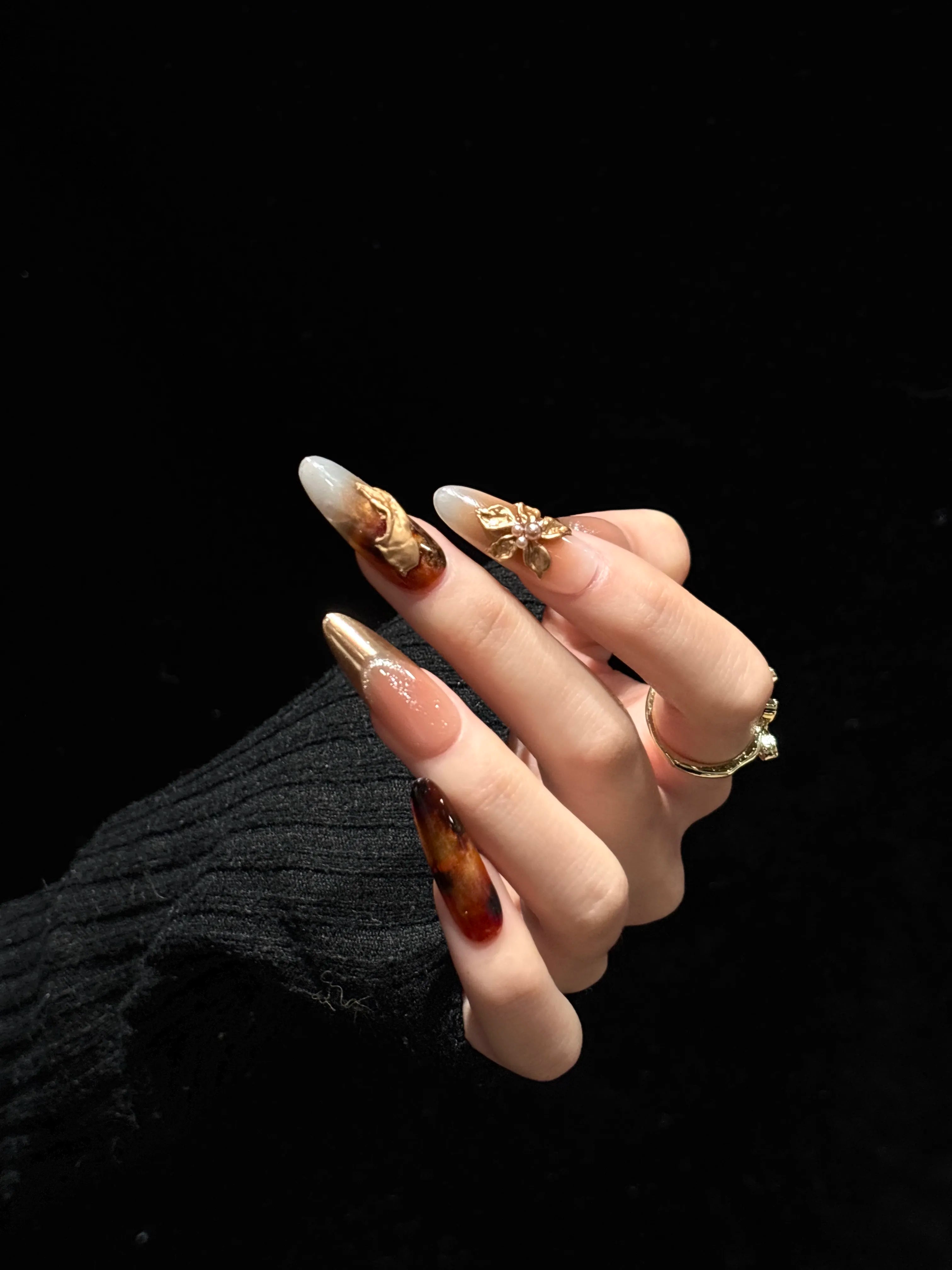Siva Nail, Molten Bloom, Amber Gold Handmade Press on Nails