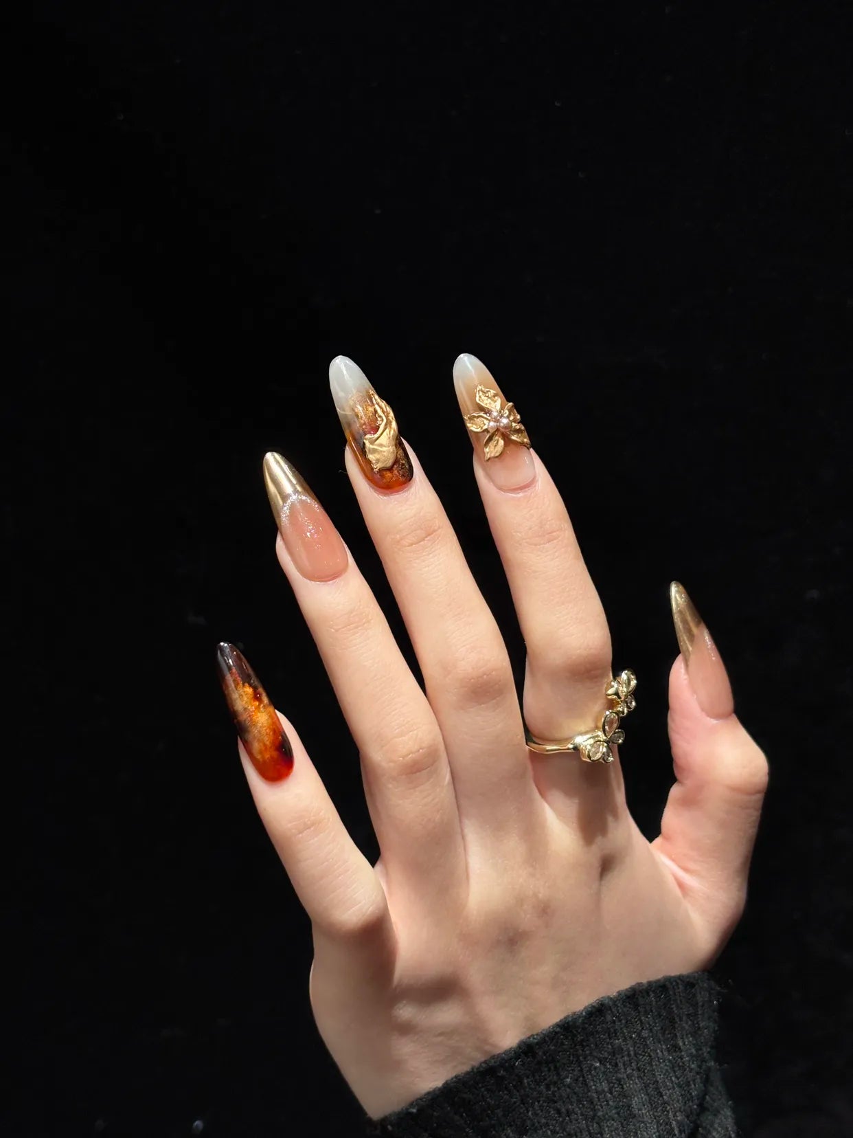 Siva Nail, Molten Bloom, Amber Gold Handmade Press on Nails