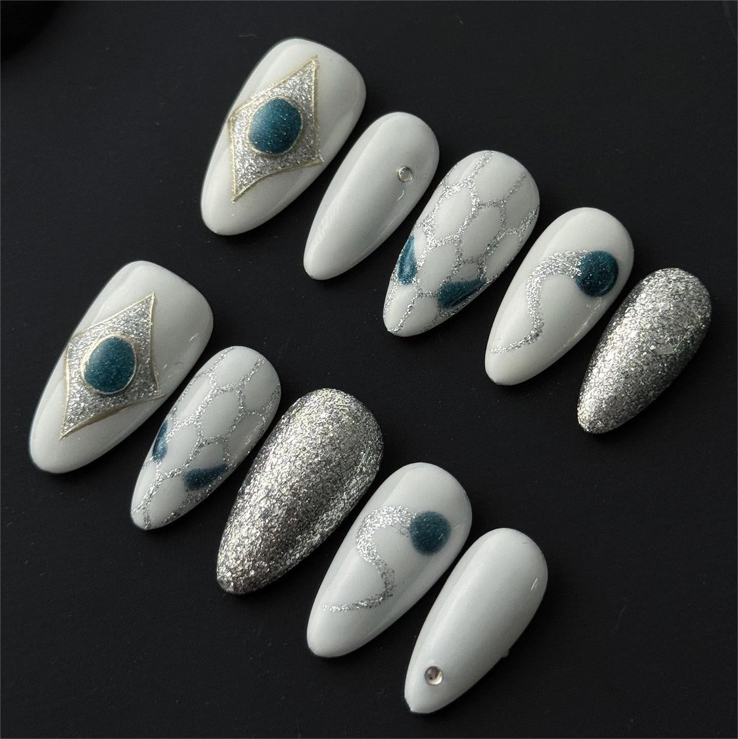 Siva Nail, Serpent's Embrace, Luxury Press on Nails