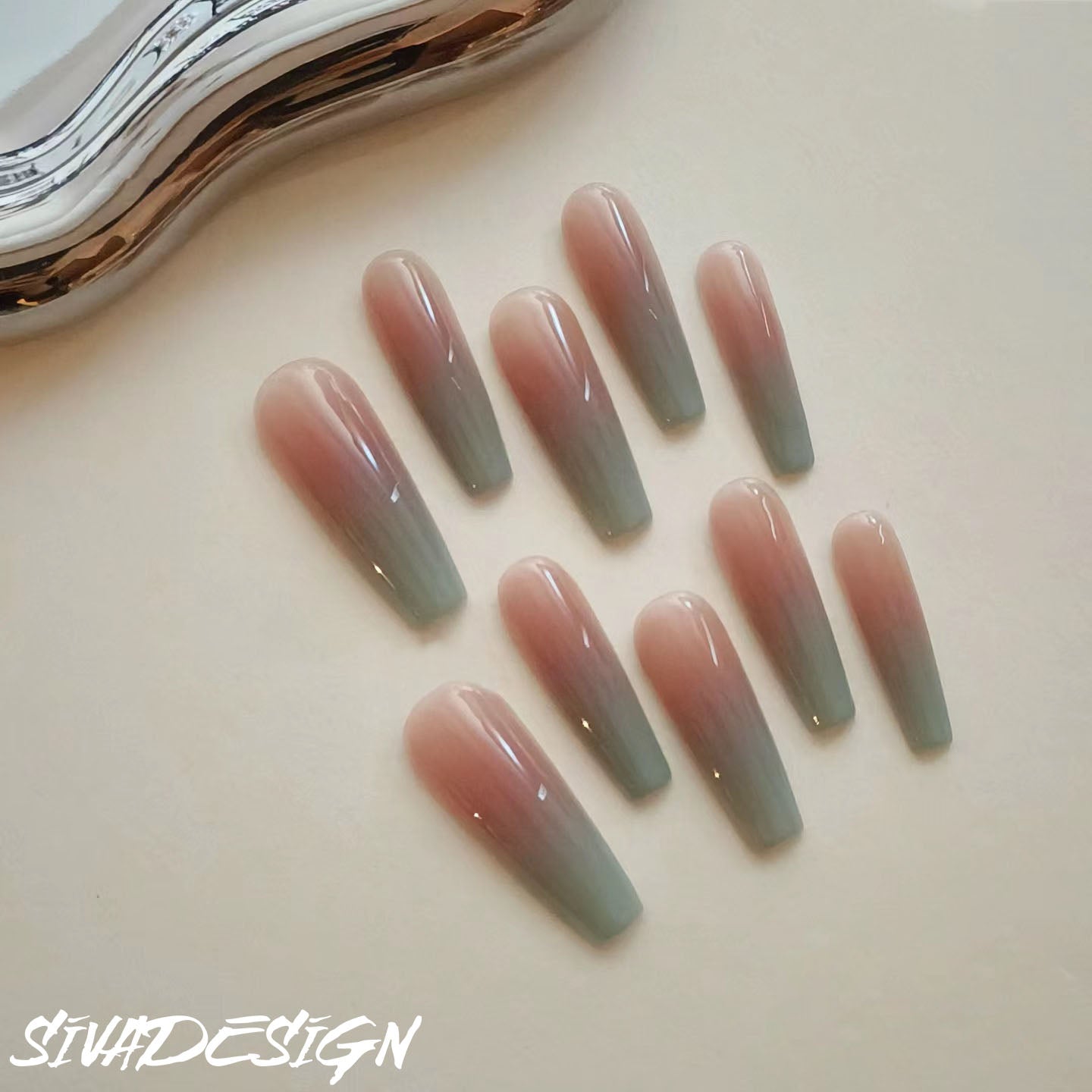 Siva Nail, Fade Glass, Ombre Style Acrylic Press on Nails