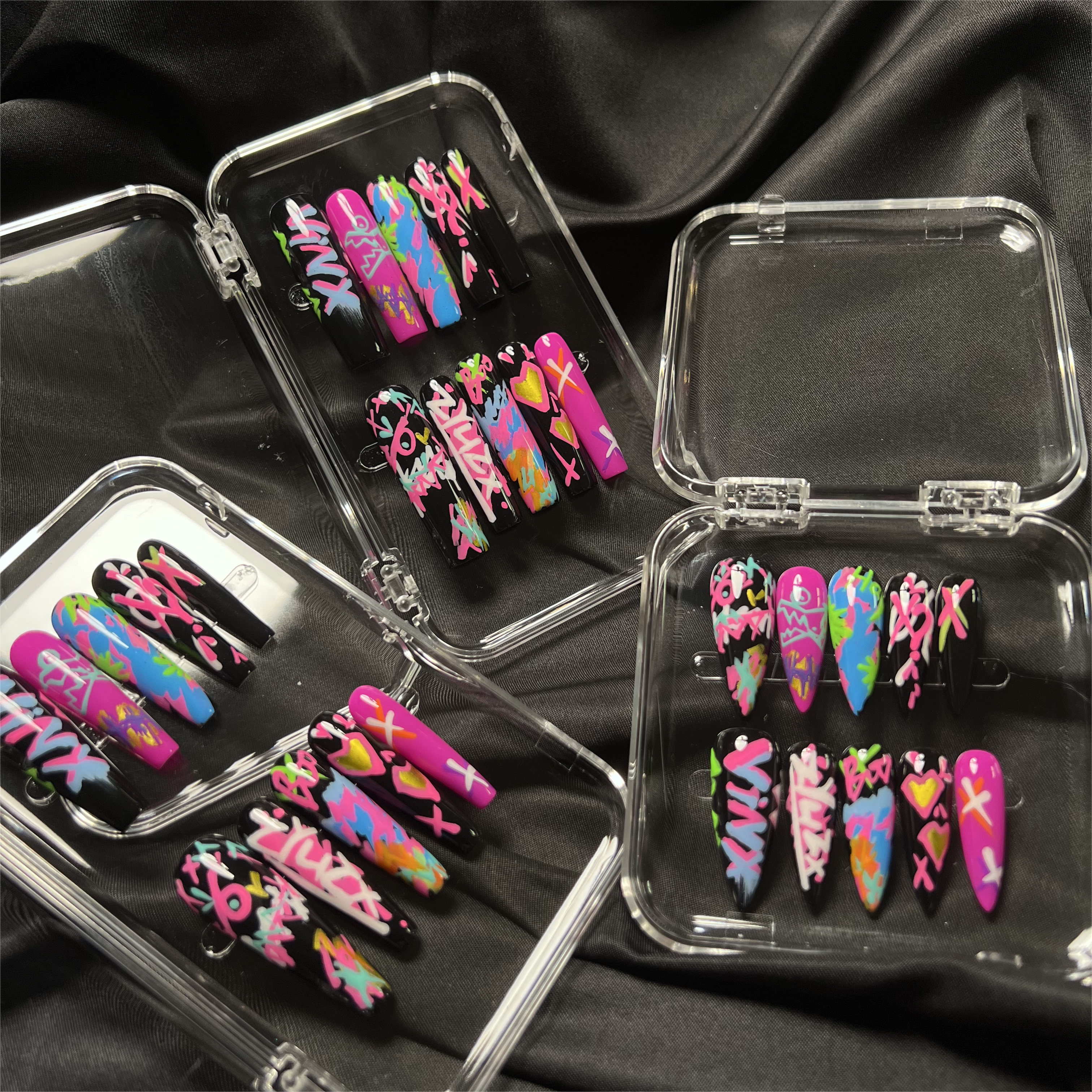 Siva Nail, Neon Groove, Graffiti Style, Handmade Press on Nails