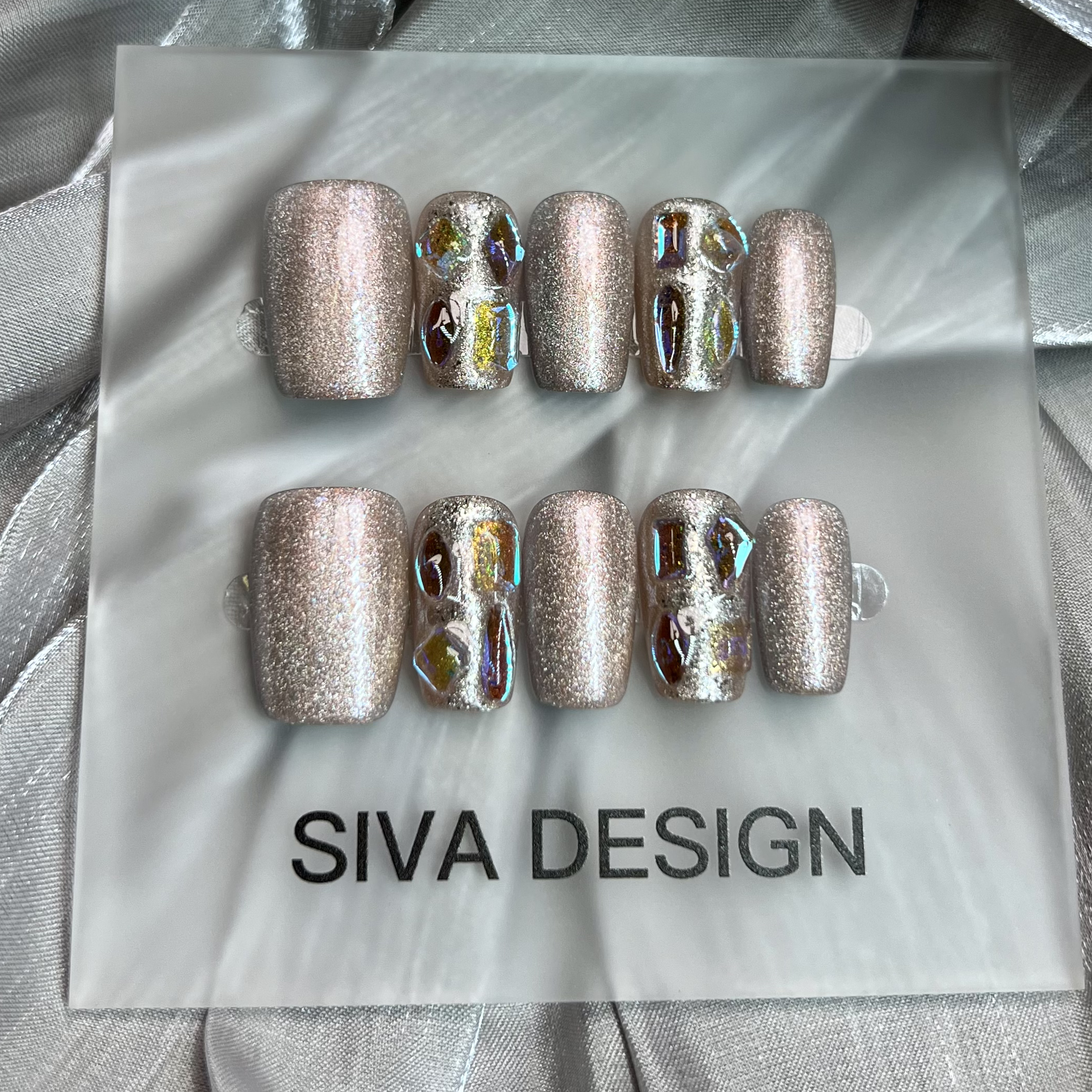 Siva Nail, Velvet Rush, Glitter Press on Nails