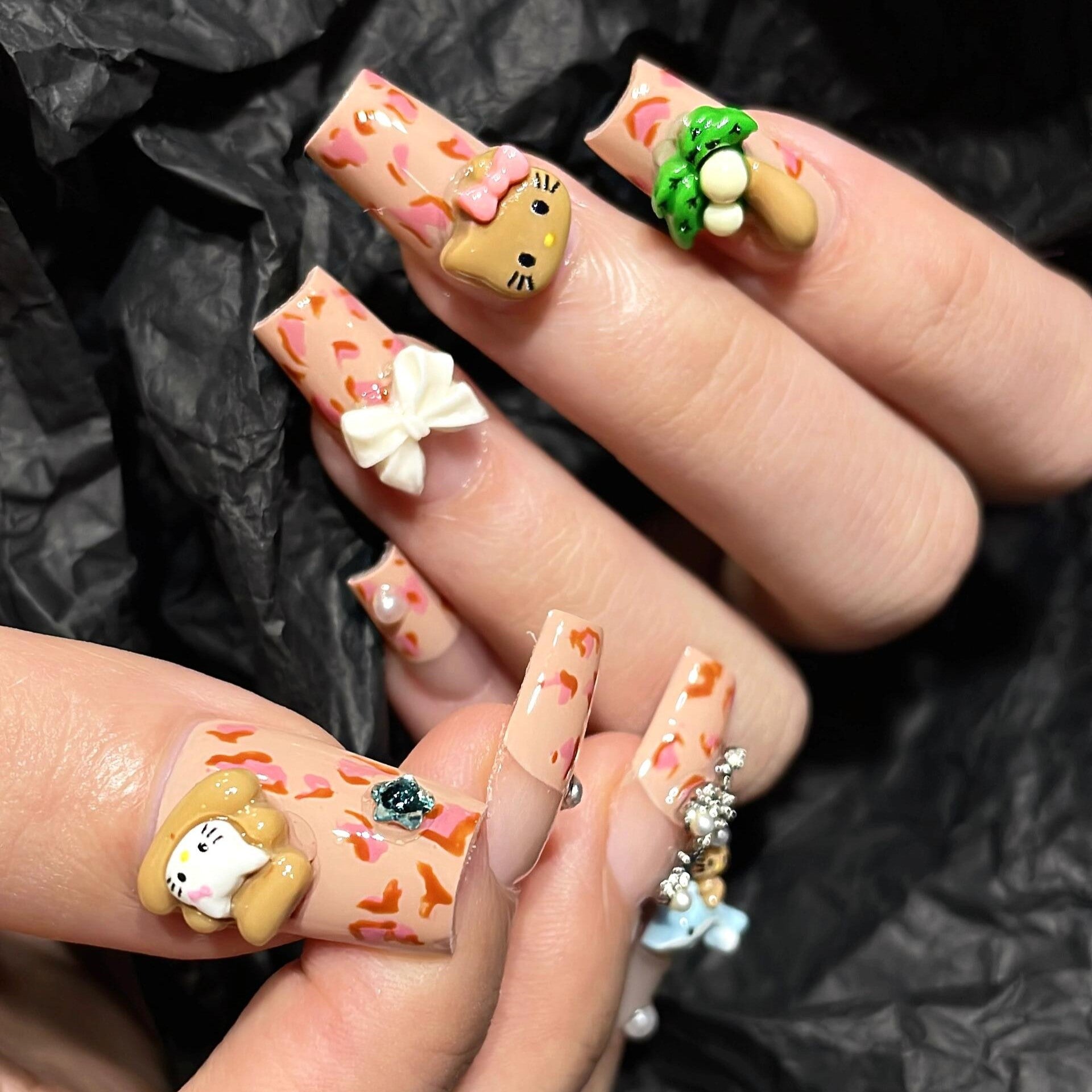 Siva Nail, Beary Cute Garden, Cartoon Press on Nails