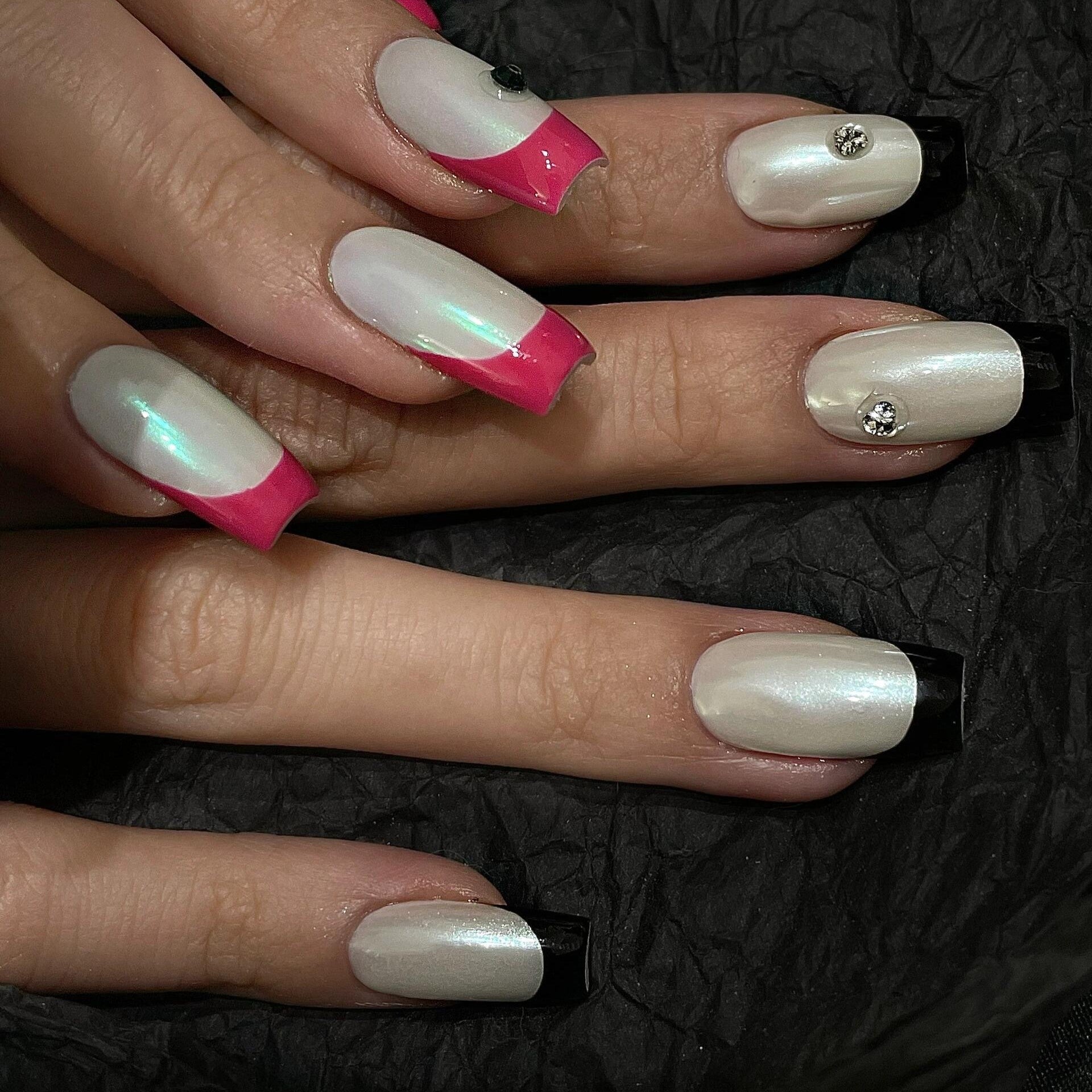 Siva Nail, Half-Moon Glamour, Elegant Dual-Tone, Handmade Press on Nails