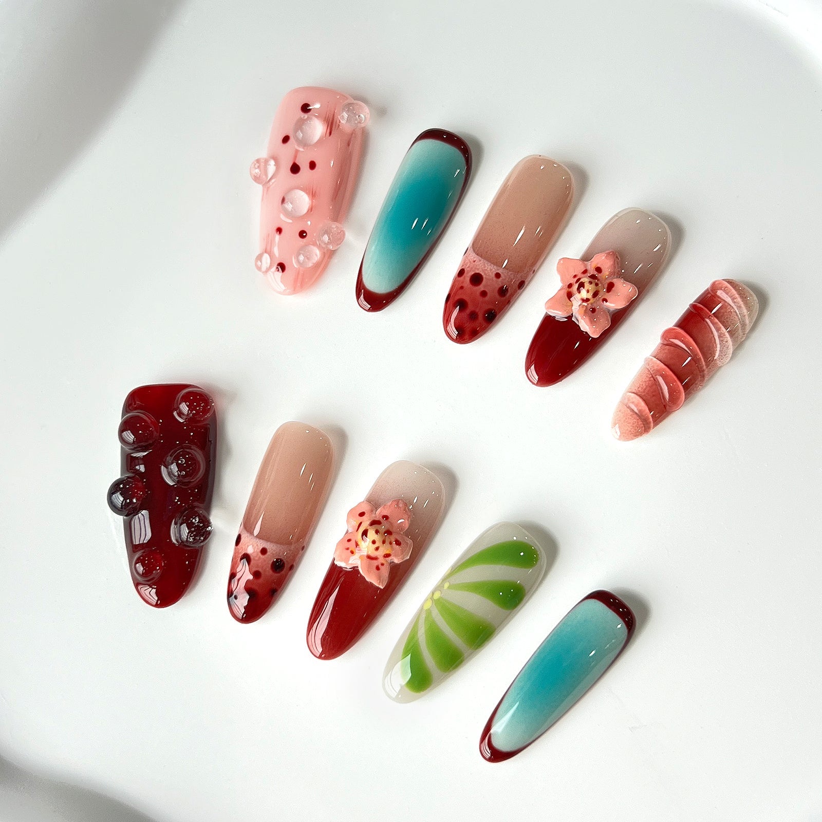 Siva Nail, Whimsical Bloom, Artistic Floral Acrylic Press on Nails