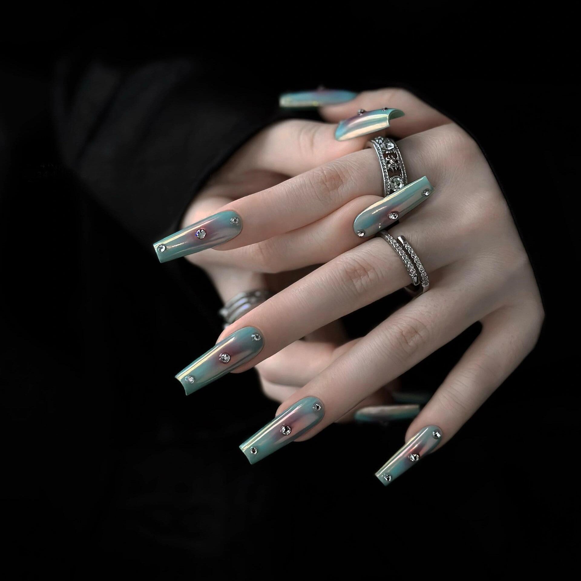 Siva Nail, Cyan Mist, Futuristic Press on Nails