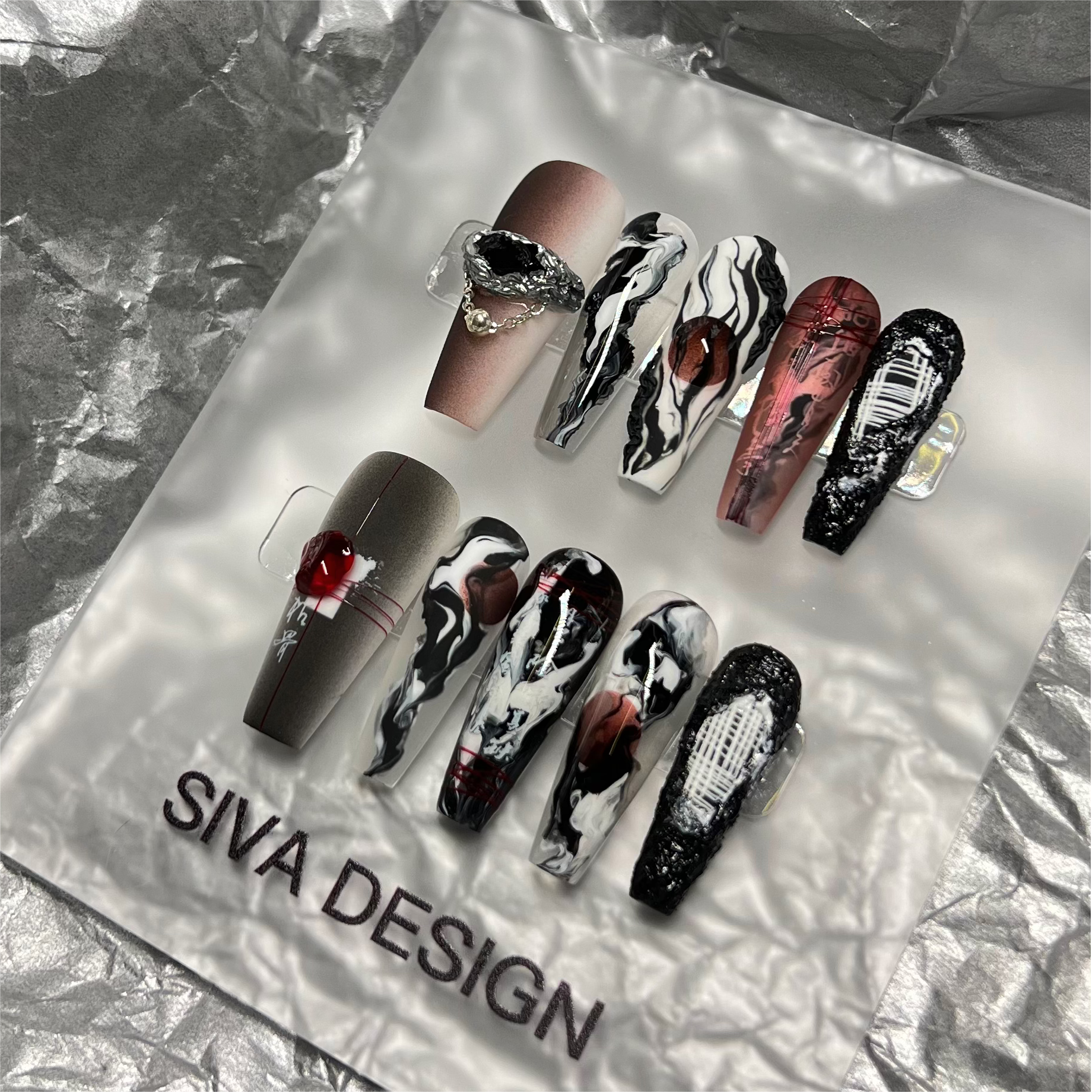 Siva Nail, Crimson Flow, Abstract Style Handmade Press on Nails