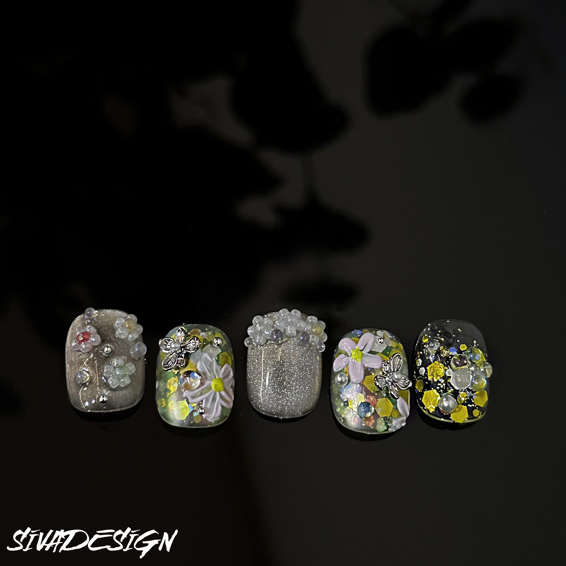 Siva Nail, Daisy Delight, Floral Style Acrylic Press on Nails