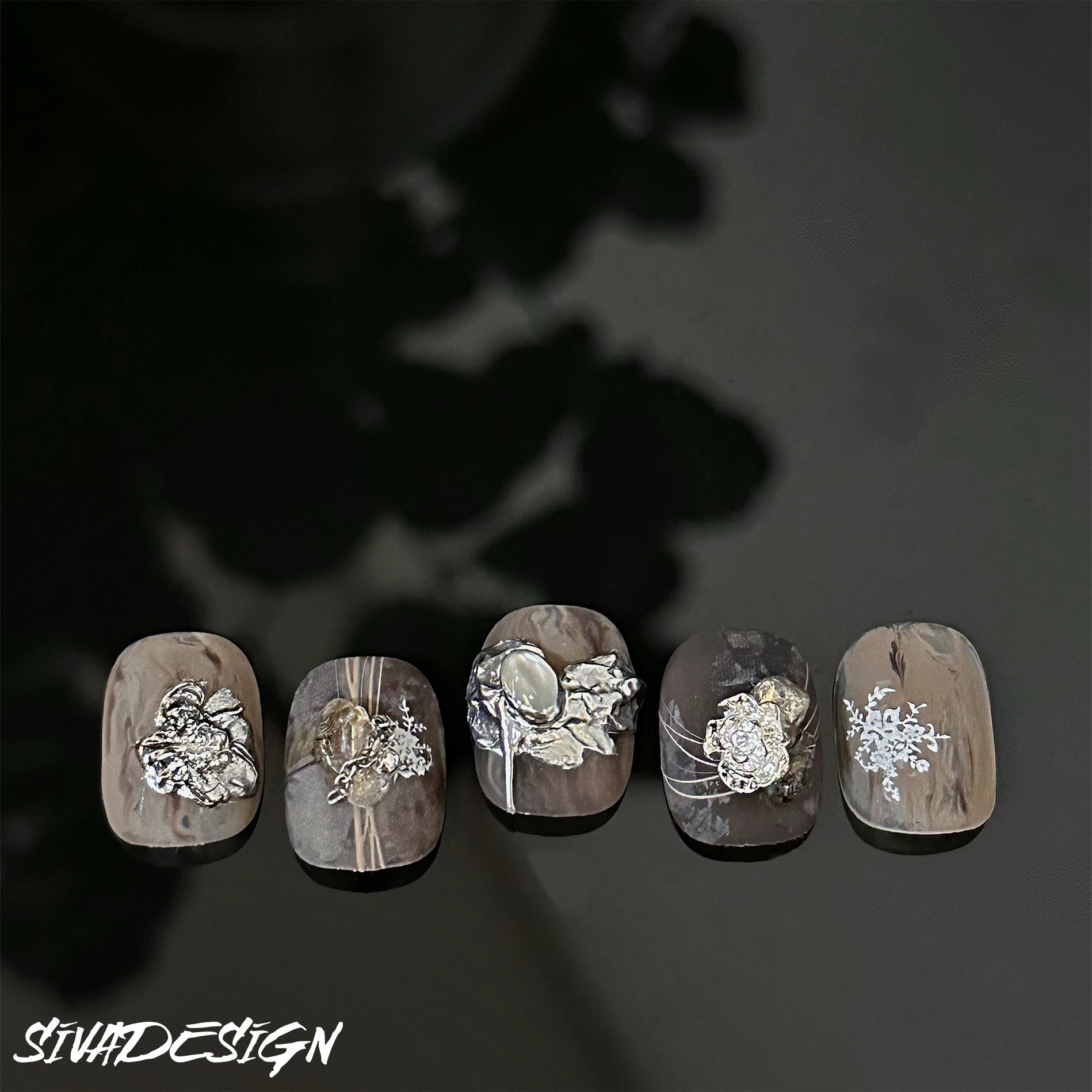 Siva Nail, Fading Love, Rustic Elegance Handmade Press on Nails