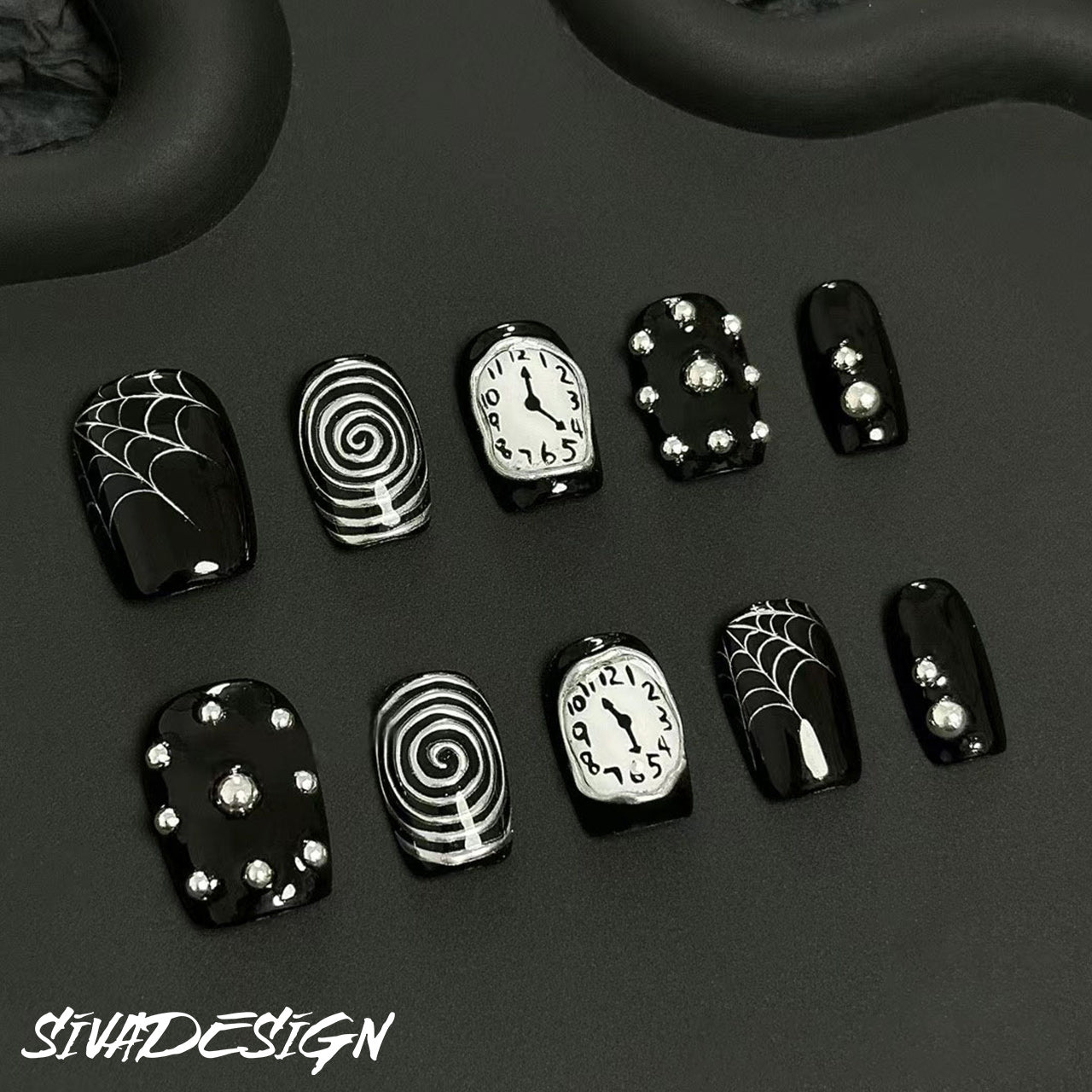 Siva Nail, Gothic Times, Artistic Handmade Press on Nails