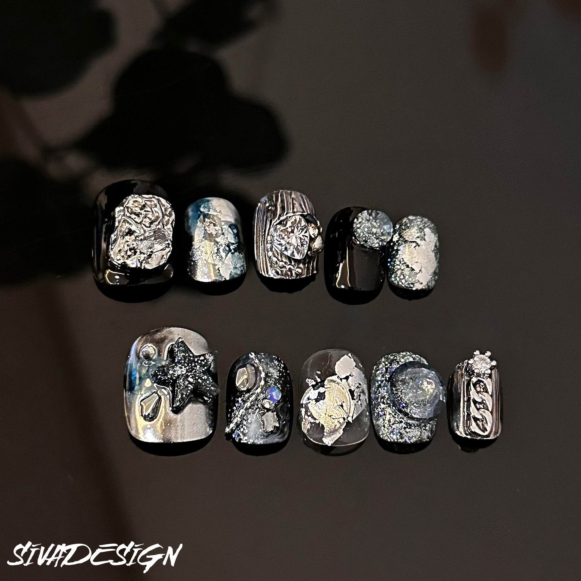 Siva Nail, Silver Coast, Metallic Glam Handmade Press on Nails