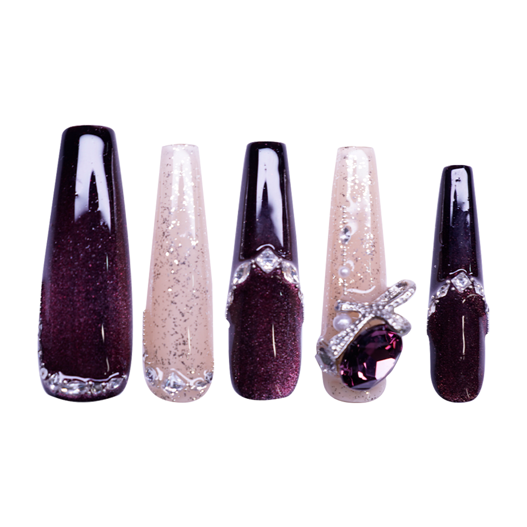 Siva Nail, verträumtes milchig-weißes Leuchten mit exquisiten Kettenverzierungen, handgefertigt, zum Aufdrücken von Nägeln