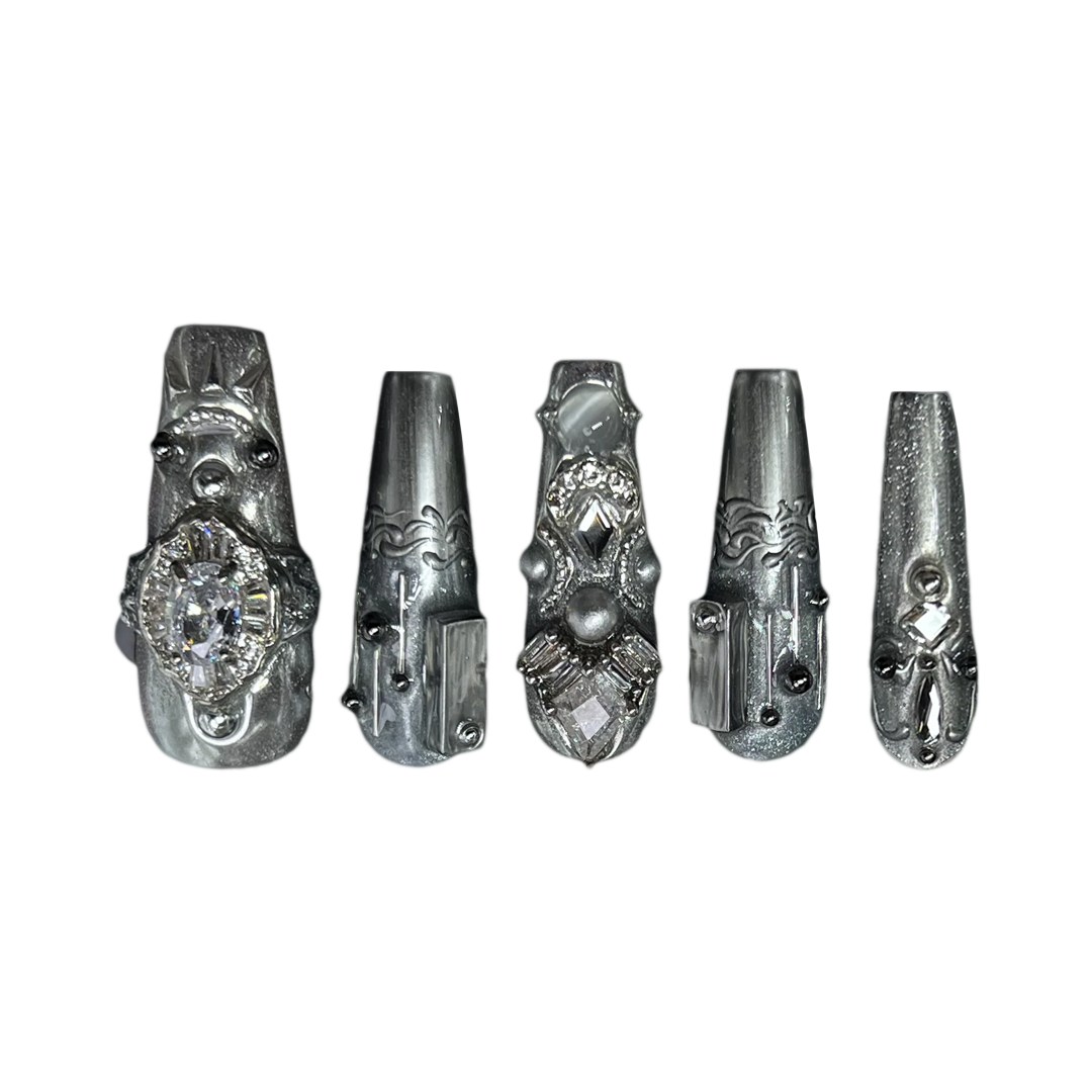 Siva Nail, Silver Reverie, Barock Stil, handgemachte Nagelpresse