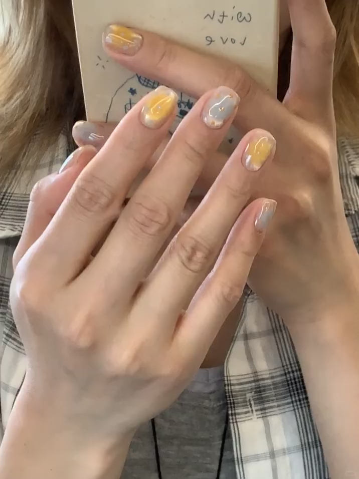 Siva Nail, Pastel Cloud, Orange Dotted Handmade Press on Nails